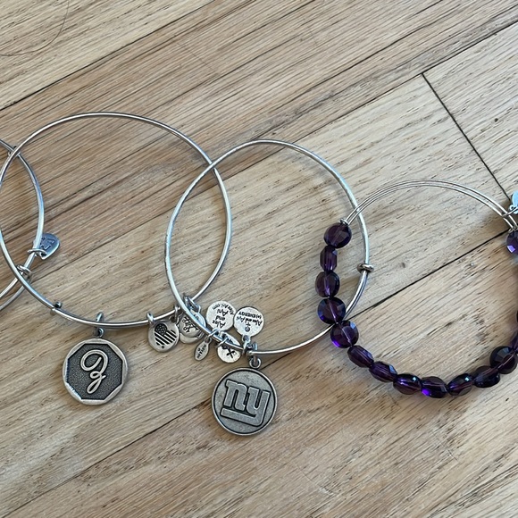 Five Alex and ani silver bracelets - Picture 3 of 3